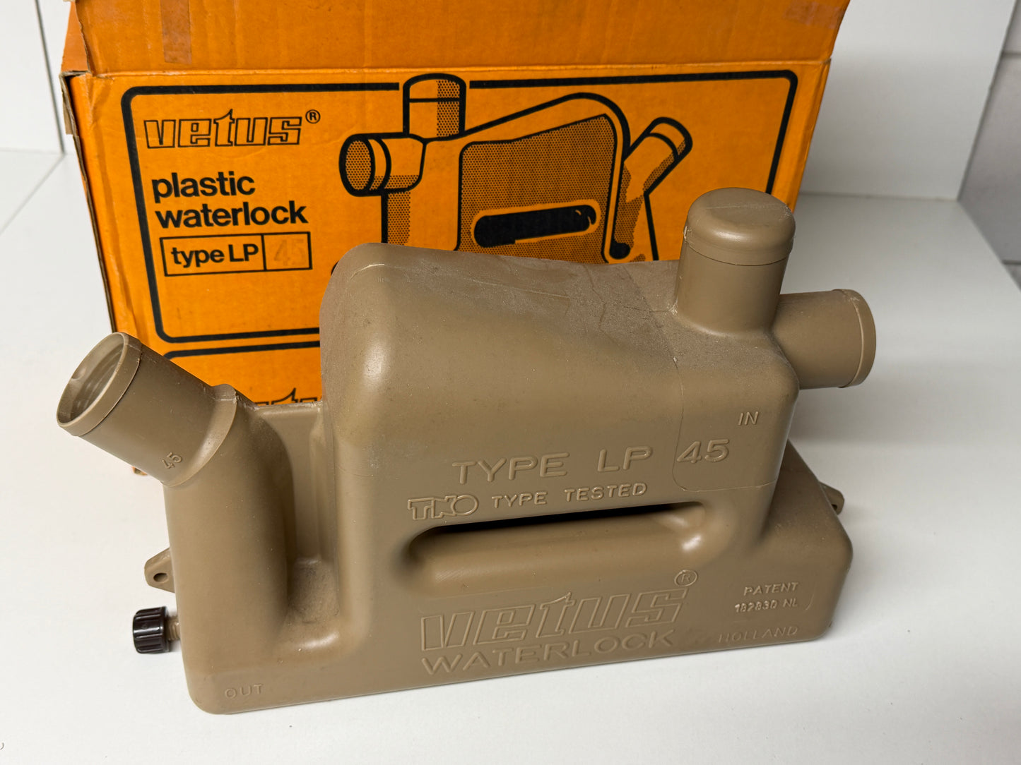 Nieuwe Vetus waterlock LP 45