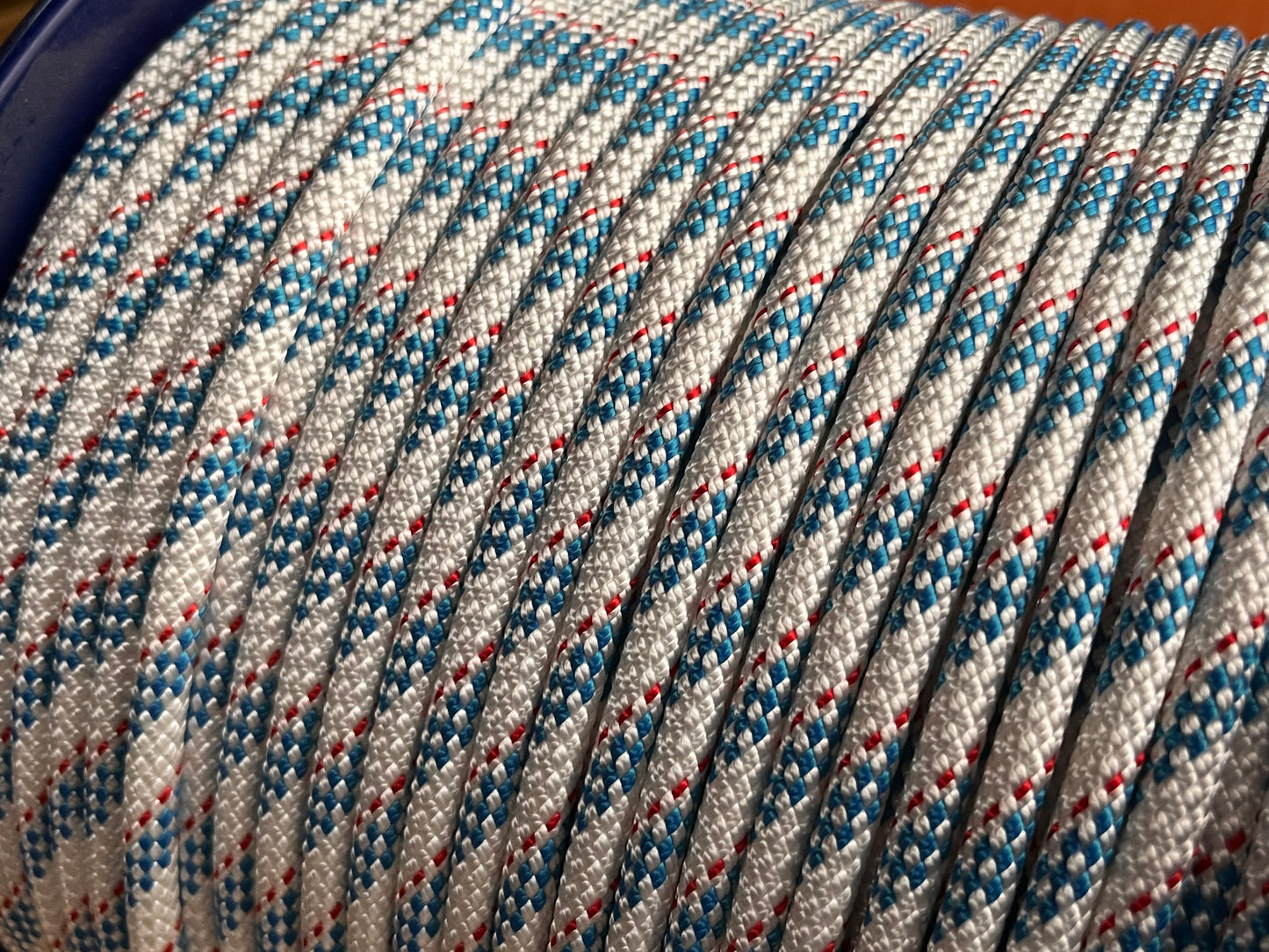 Newport polyester lijn braid on braid 8 mm blauw/rood