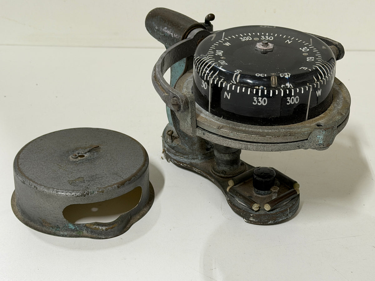 Sestrel Moore Compass / kompas Henry Browne & Son Ltd