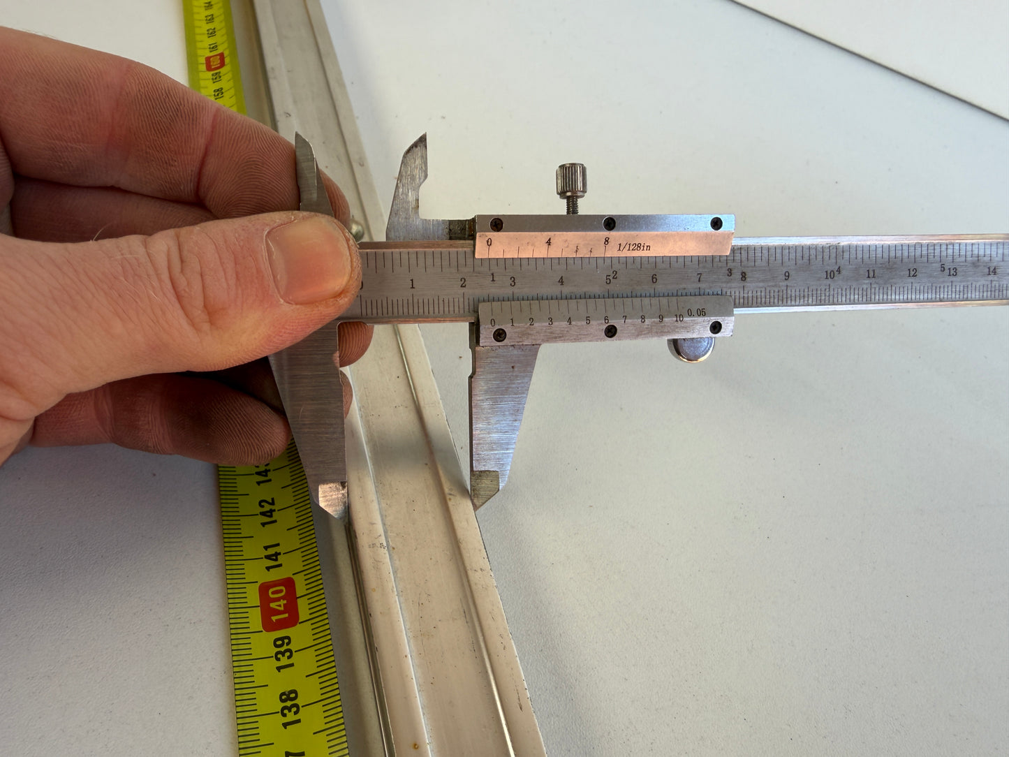 Rail 170 cm lang 25 mm breed