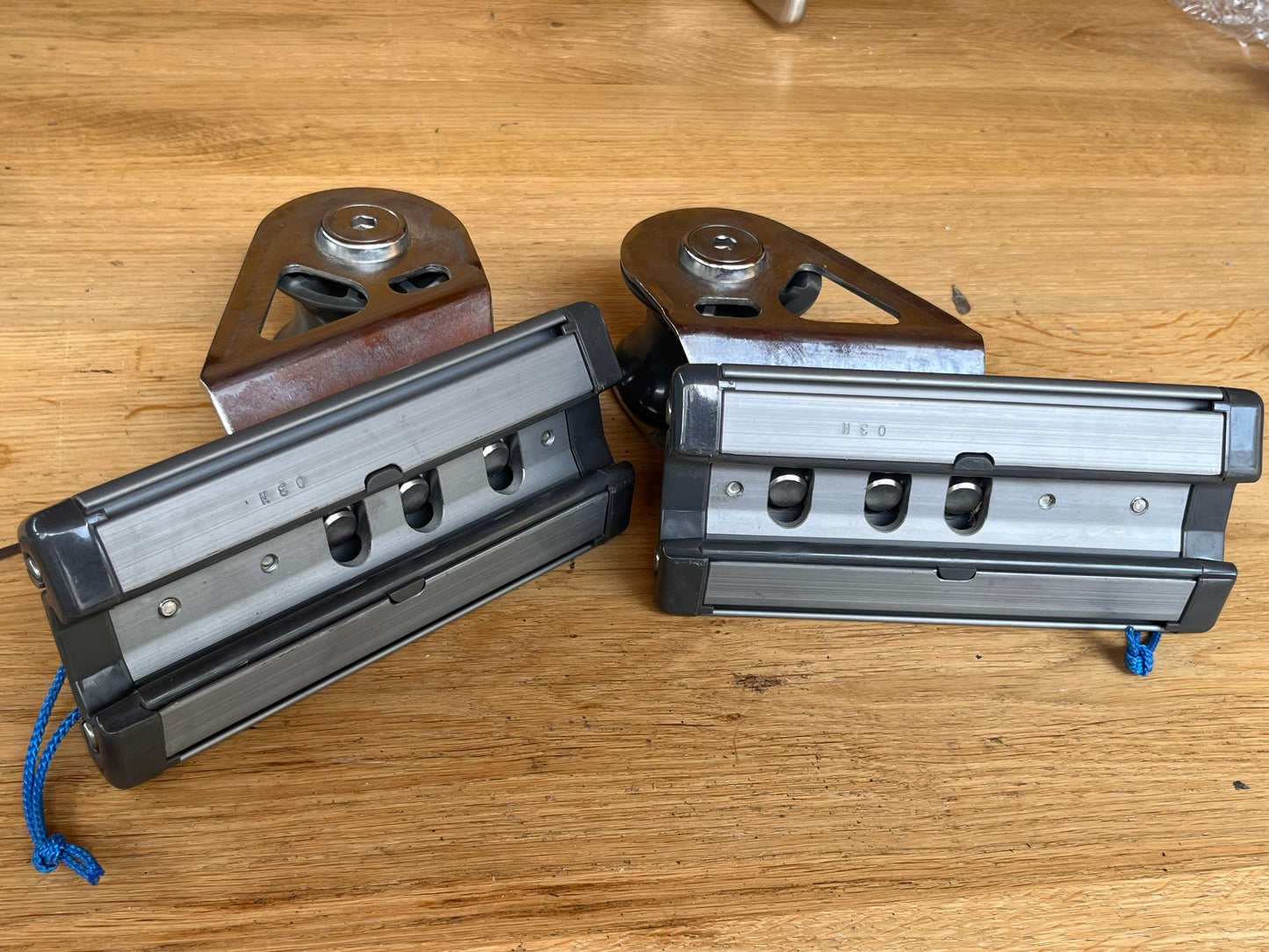 Nieuwe Lewmar genua kar