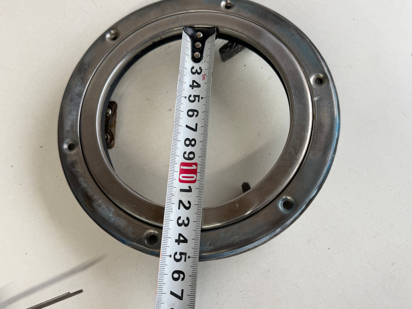 2 x Vetus 185 mm patrijspoort
