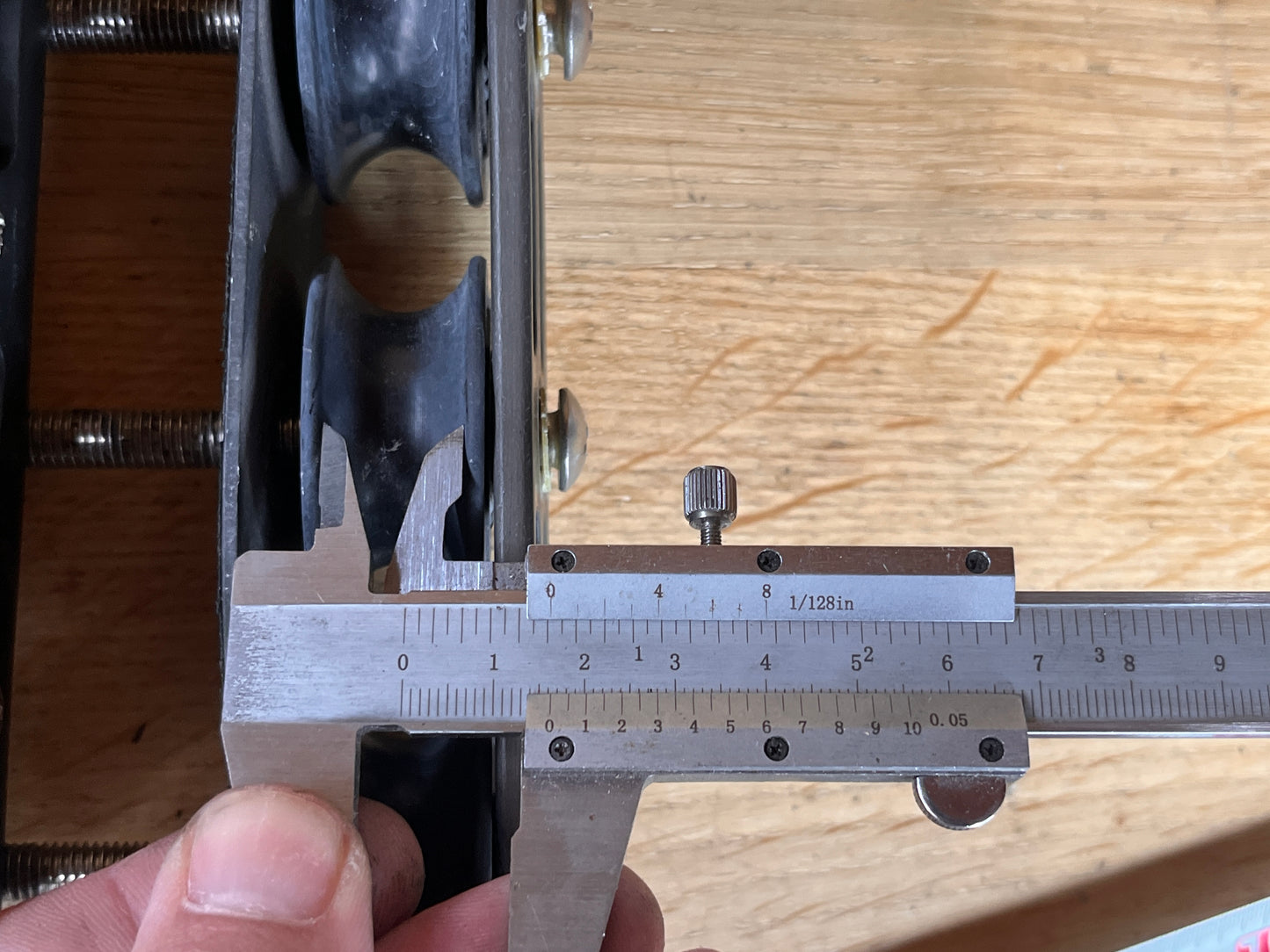 Antal gelagerde valgeleider / deck organiser 50 mm