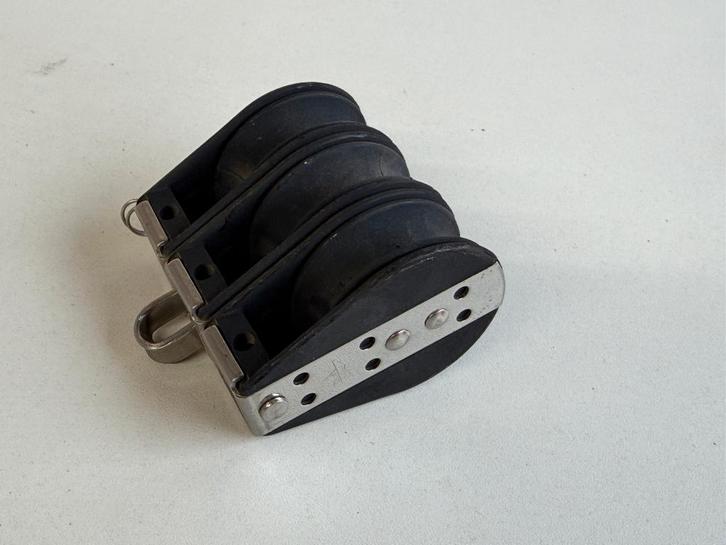 3 schijfs blok 47 mm max 12 mm lijn galagerd