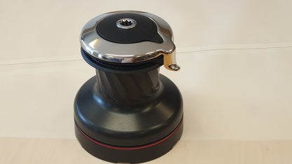 Harken 70 Selftailing Radial Aluminum lier / winch 2 speed