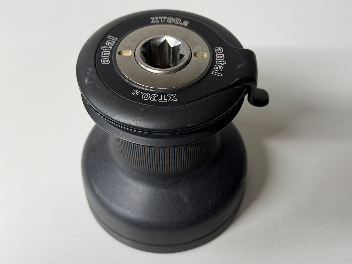 Antal XT30.2 st selftailing lier