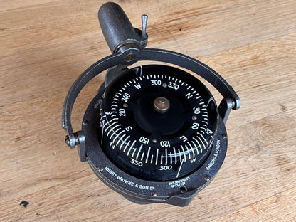Sestrel Moore Compass / kompas Henry Browne & Son Ltd