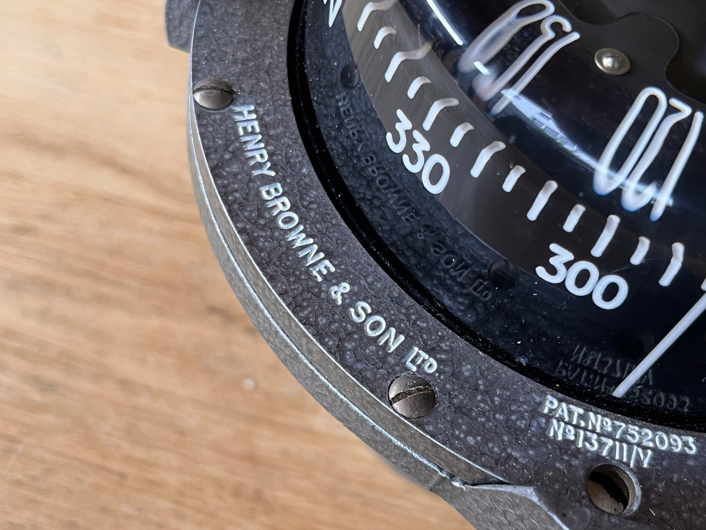 Sestrel Moore Compass / kompas Henry Browne & Son Ltd