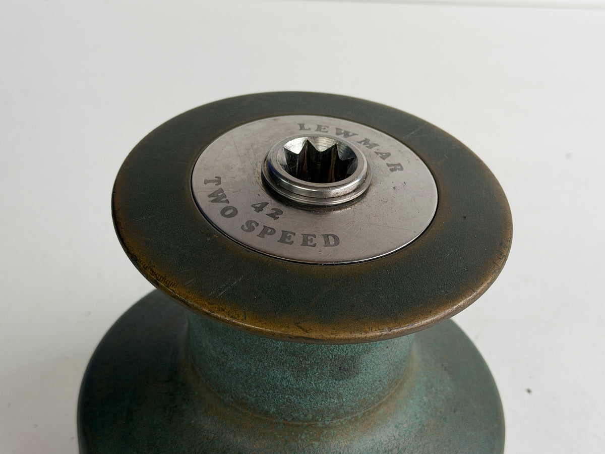 Bronzen Lewmar 42 two speed lier