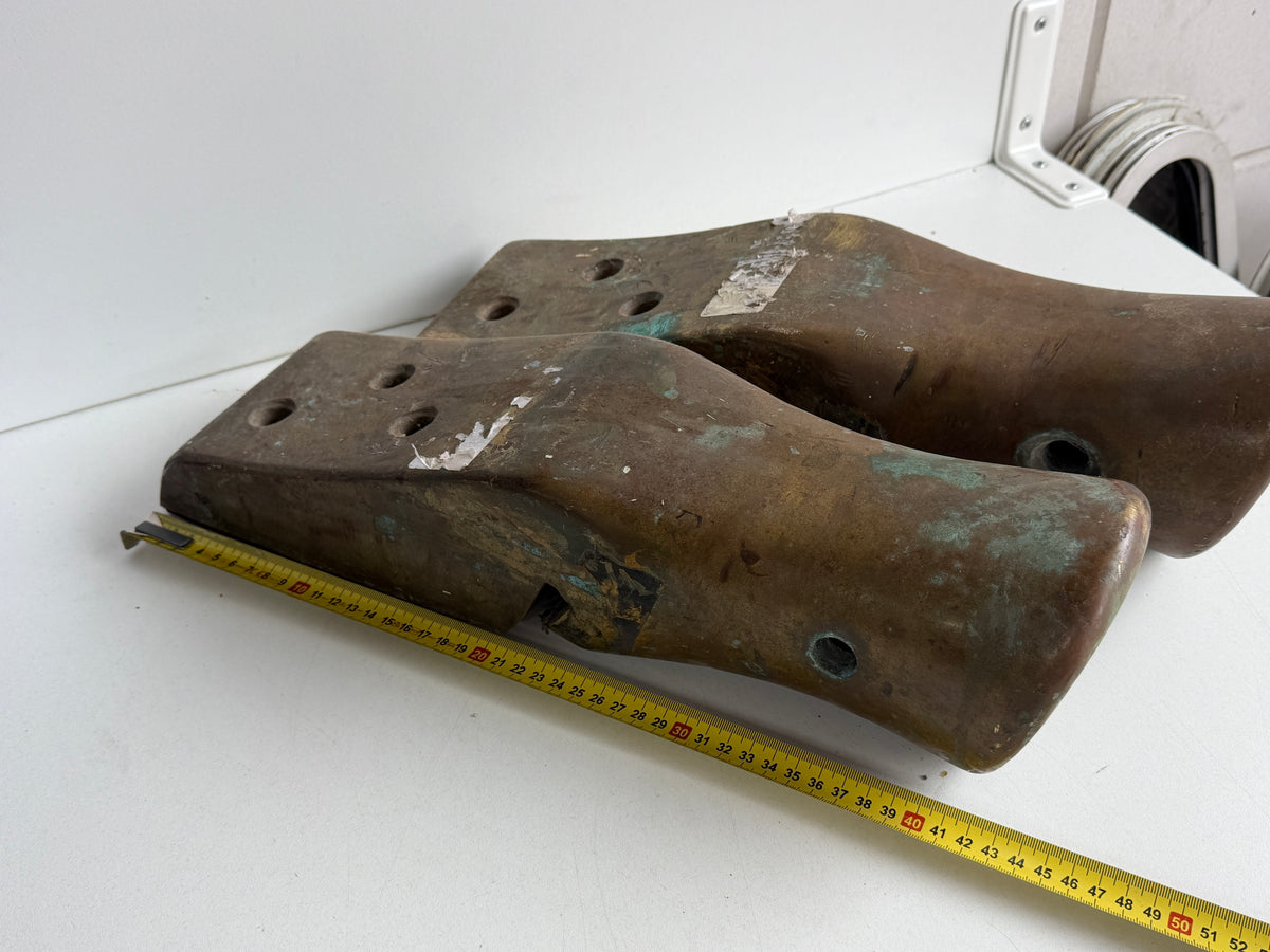 Unieke / antieke grote bronzen bolders 20 KG per stuk