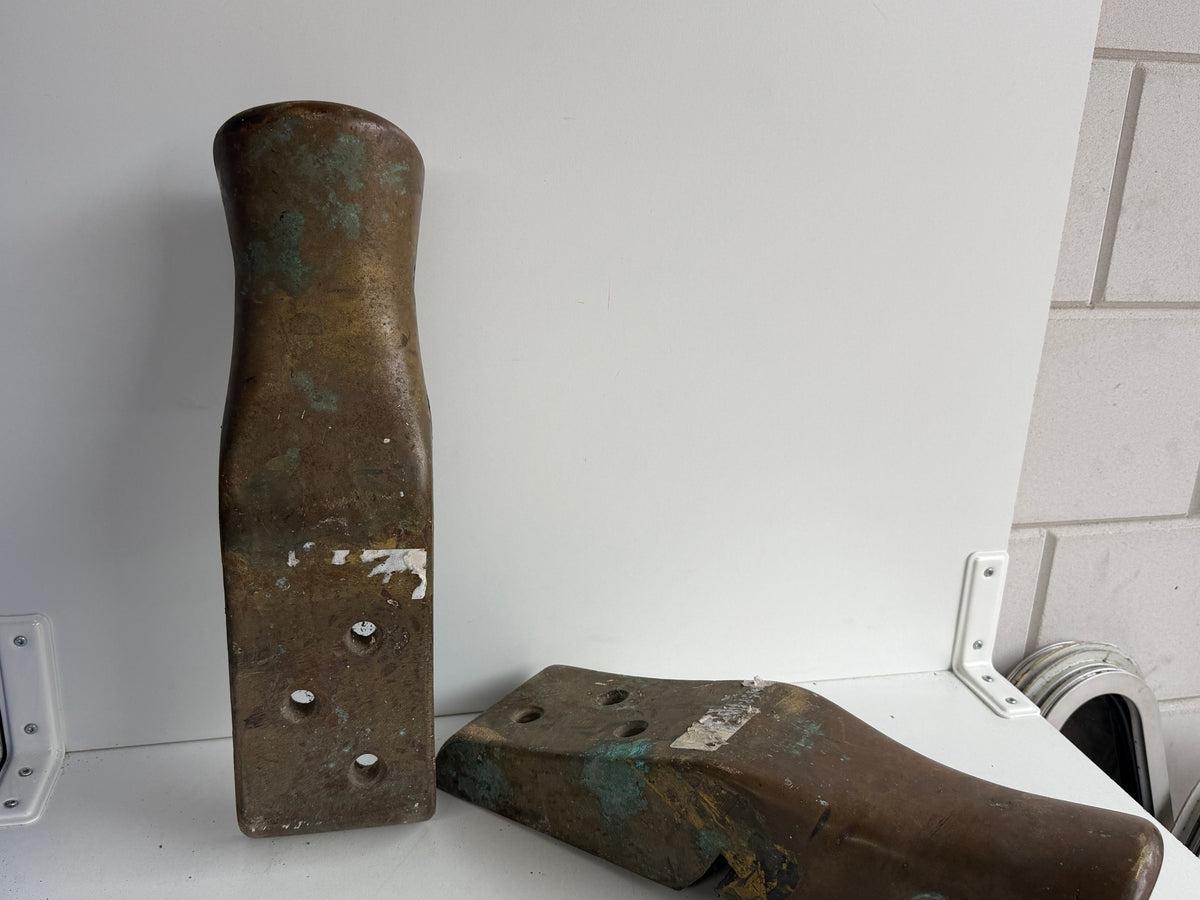 Unieke / antieke grote bronzen bolders 20 KG per stuk