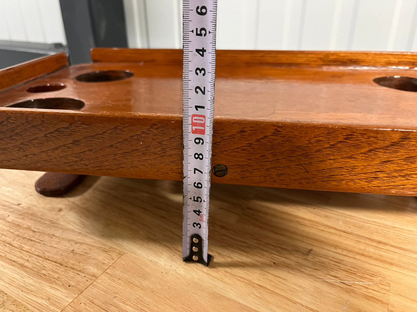 Houten tafel met gaten 515 x 290 mm