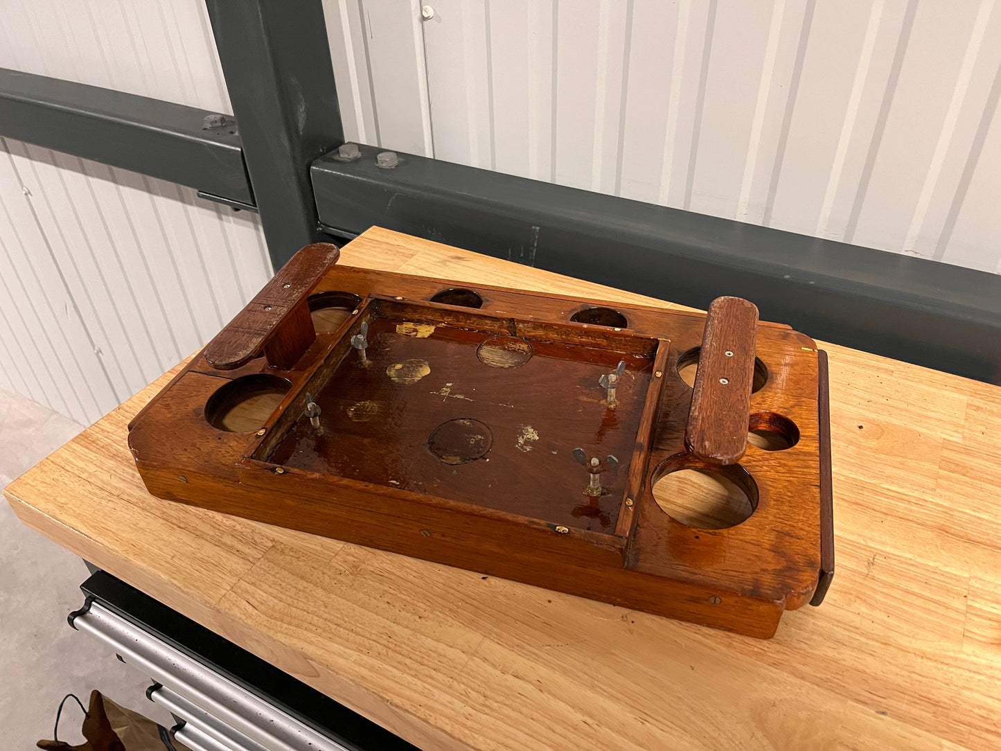 Houten tafel met gaten 515 x 290 mm