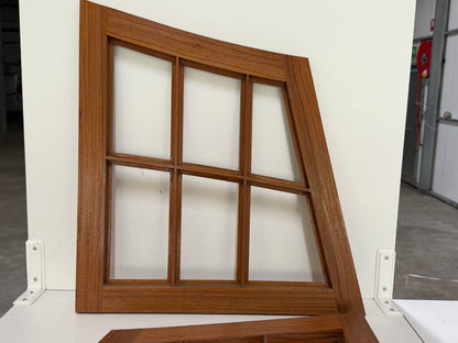 Prachtige houten ramen/deurtjes 610 x 595 mm