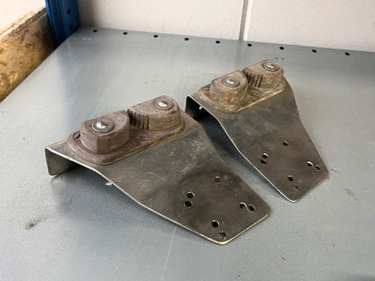 Tufnol schootklem op rvs plateau tot 14 mm