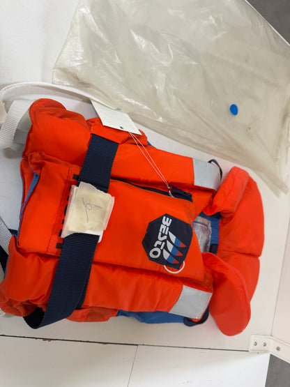 Partij NIEUWE Besto / Plastimo zwemvesten / reddingsvesten