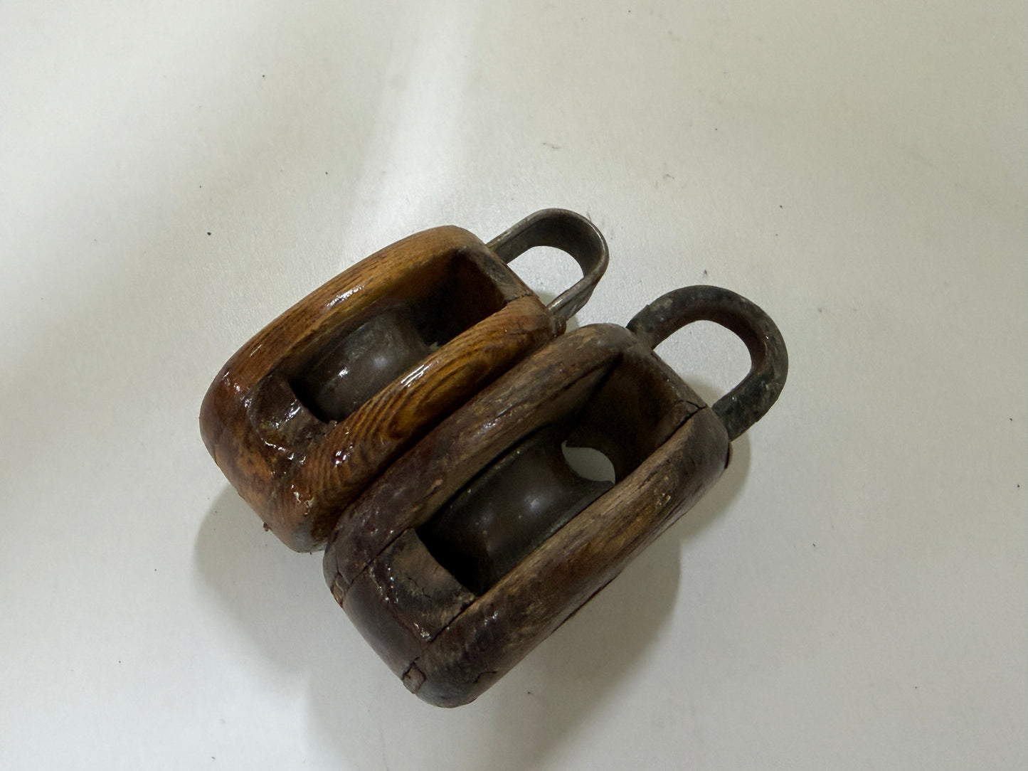 2 Houten 1 schijfs blok 40 mm tot 12 mm lijn - 24