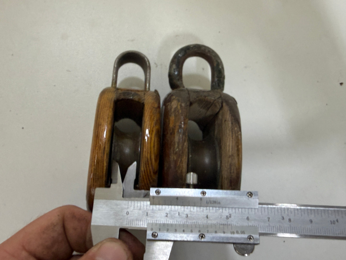 2 Houten 1 schijfs blok 40 mm tot 12 mm lijn - 24