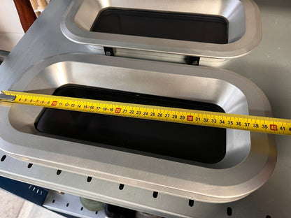 2 x Lewmar patrijspoort open / dicht 40 x 22 cm ongebruikt