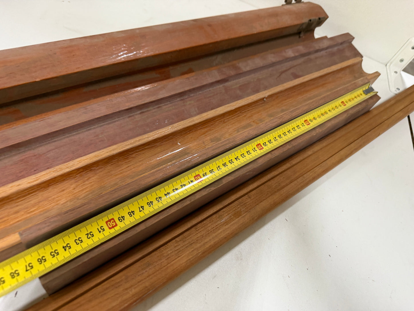 Diverse balkjes / restanten (teak) hout