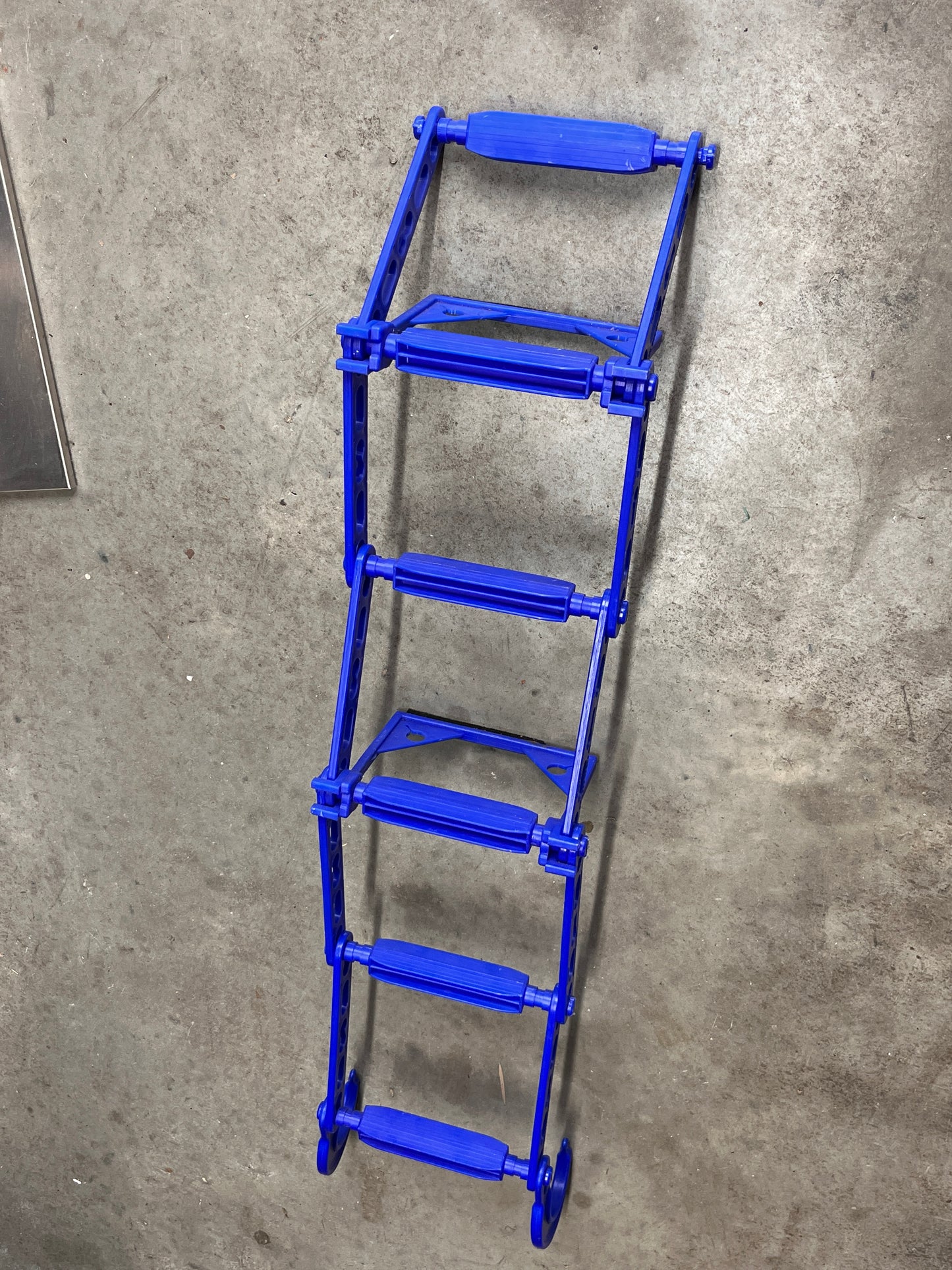 Kunstof zwemtrap 6 treden, inklapbaar tot 225 KG