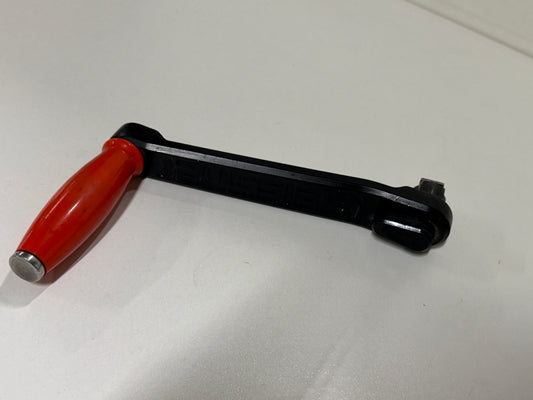 Meissner lierhendel 24 cm met lock  NIEUW