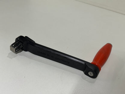 Meissner lierhendel 24 cm met lock  NIEUW