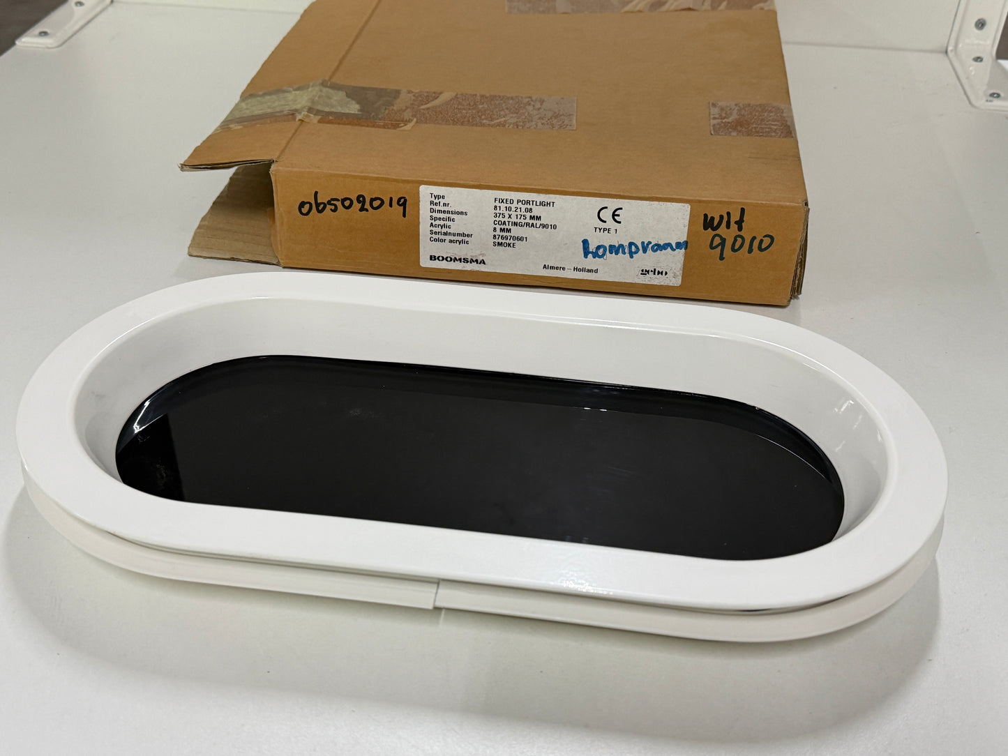 Gebo patrijspoort vast 375 x 175 mm kogelrond WIT - NIEUW