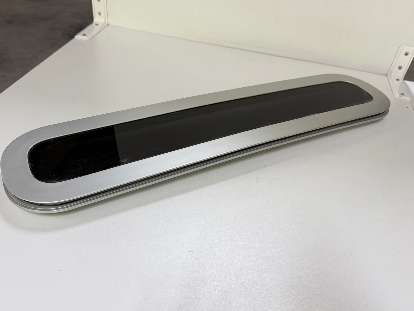 Gebo patrijspoort vast 720 x 170 mm - NIEUW