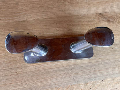 RVS bolder / kikker op voetplaat 195 x 65 mm