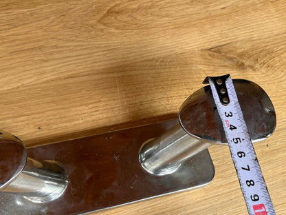 RVS bolder / kikker op voetplaat 195 x 65 mm