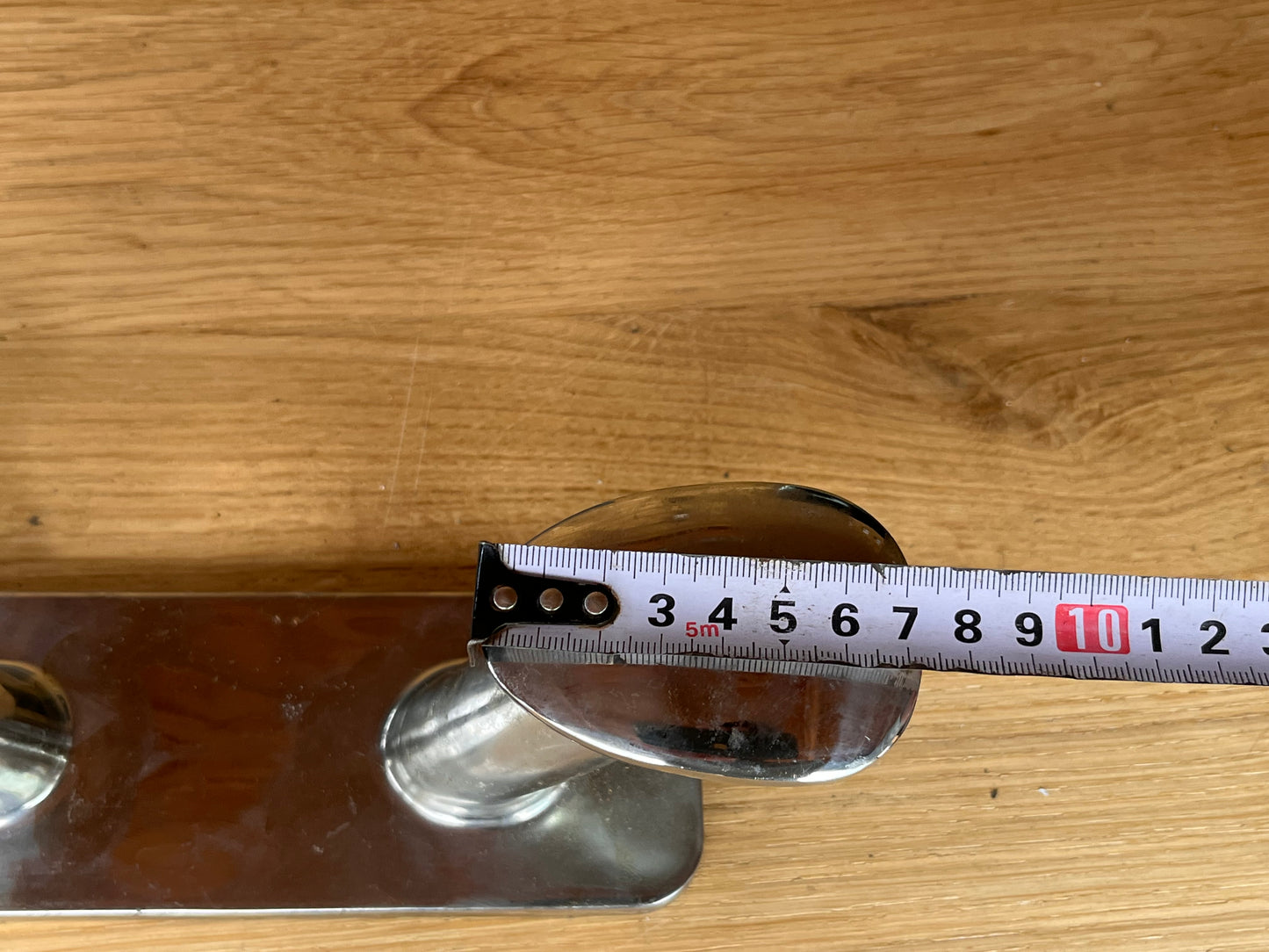 RVS bolder / kikker op voetplaat 195 x 65 mm