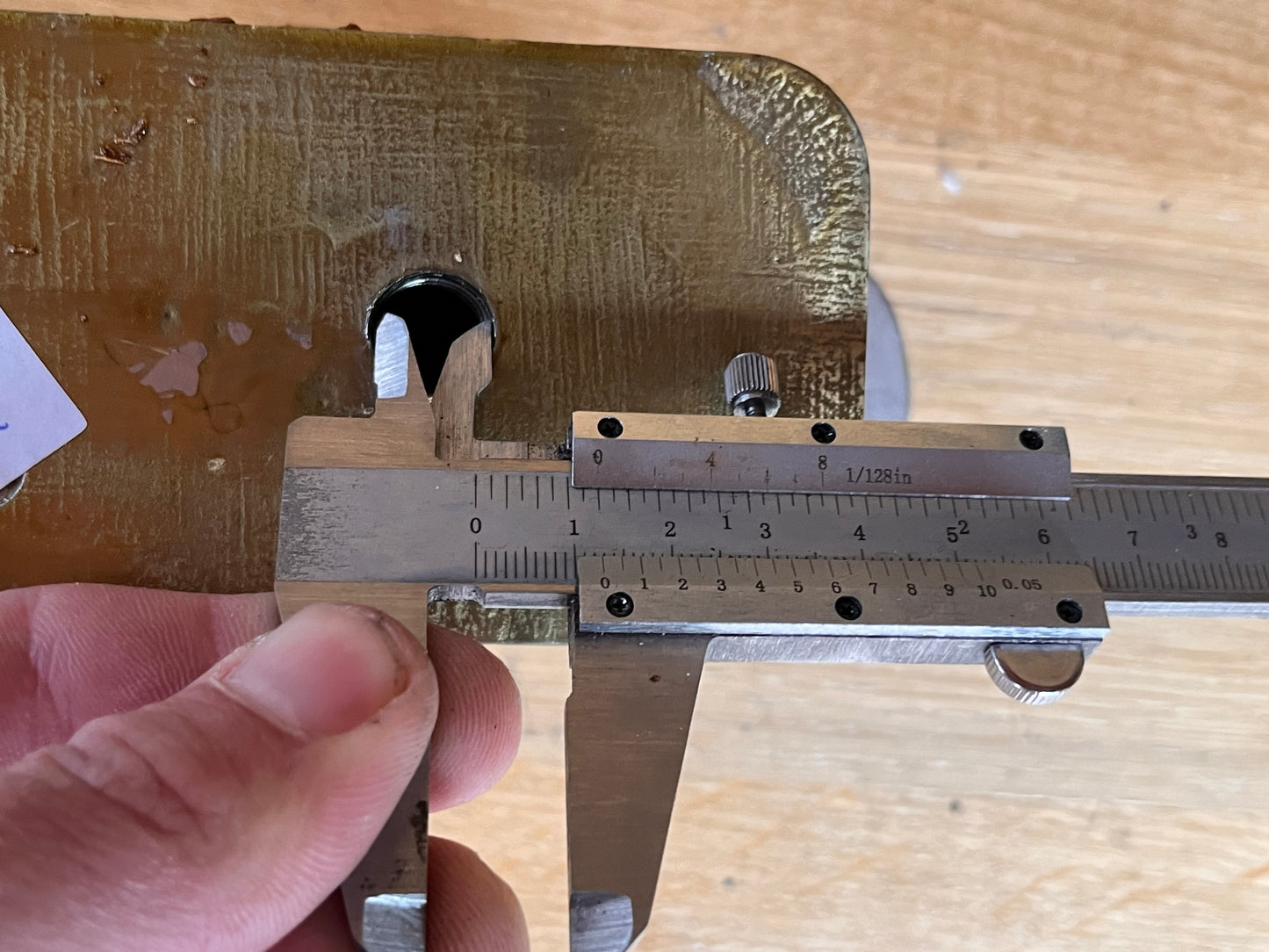 RVS bolder / kikker op voetplaat 195 x 65 mm