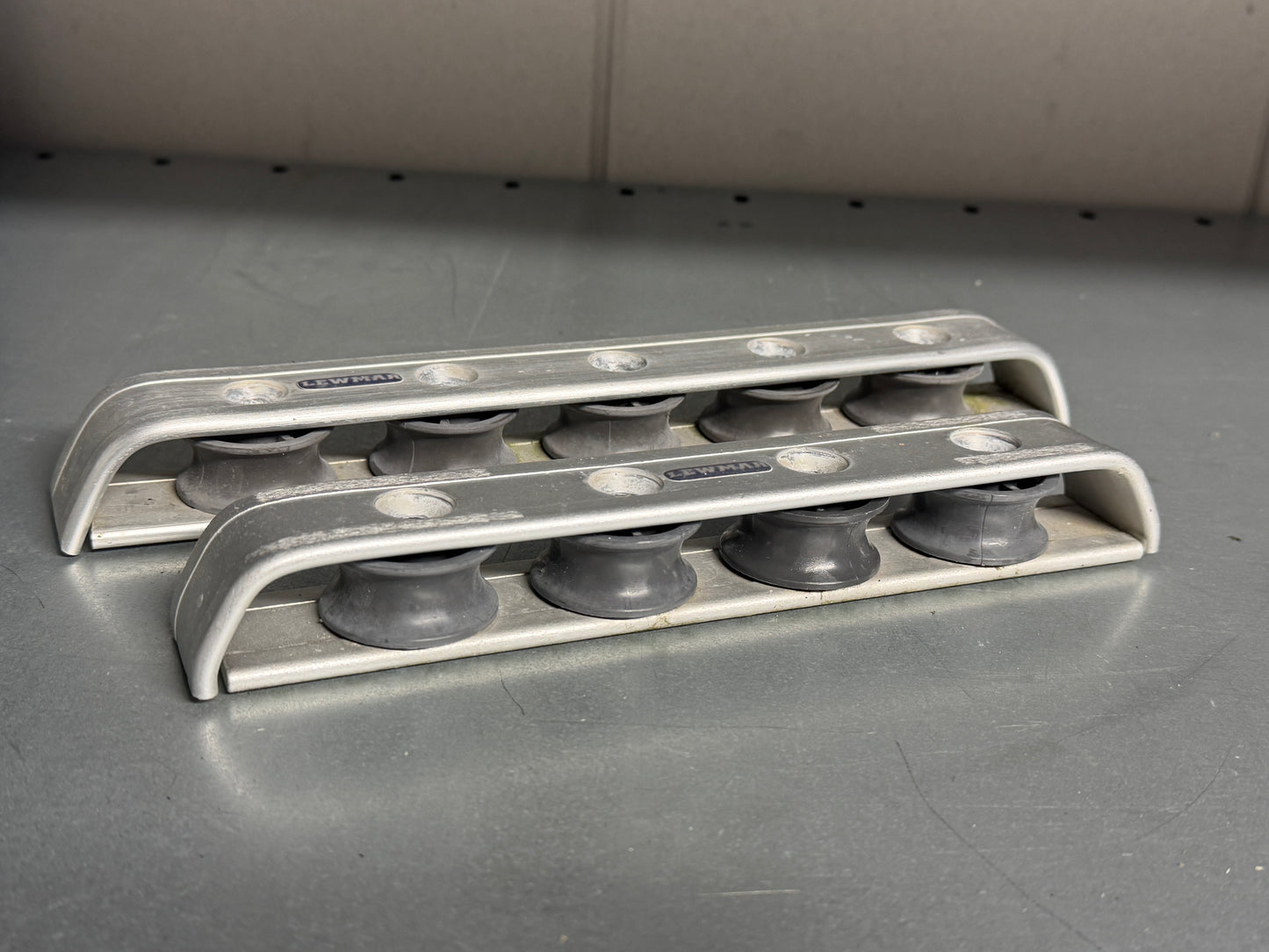 Lewmar valgeleiders 5 en 4 schijfs 40 mm