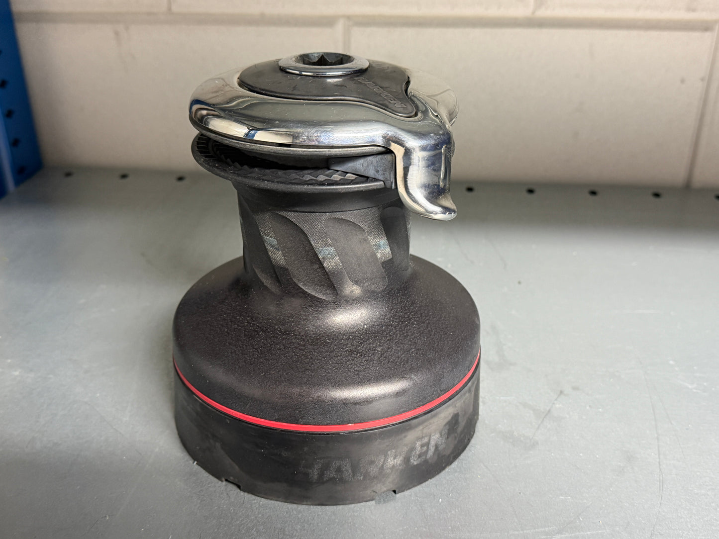 Harken Radial 40.2 st winch / selftailing lier