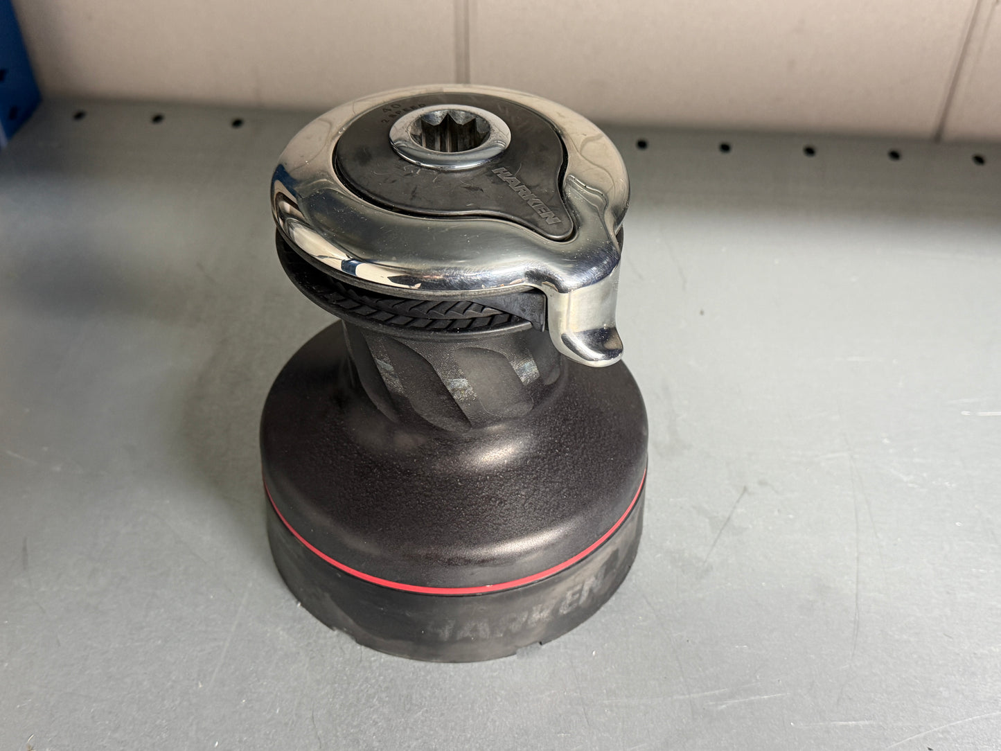 Harken Radial 40.2 st winch / selftailing lier