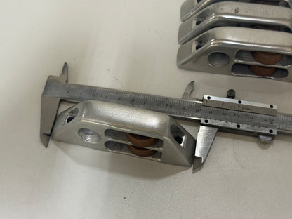 Aluminium 2 schijfs schildpadblok met oog 25 mm tot 8 mm lijn