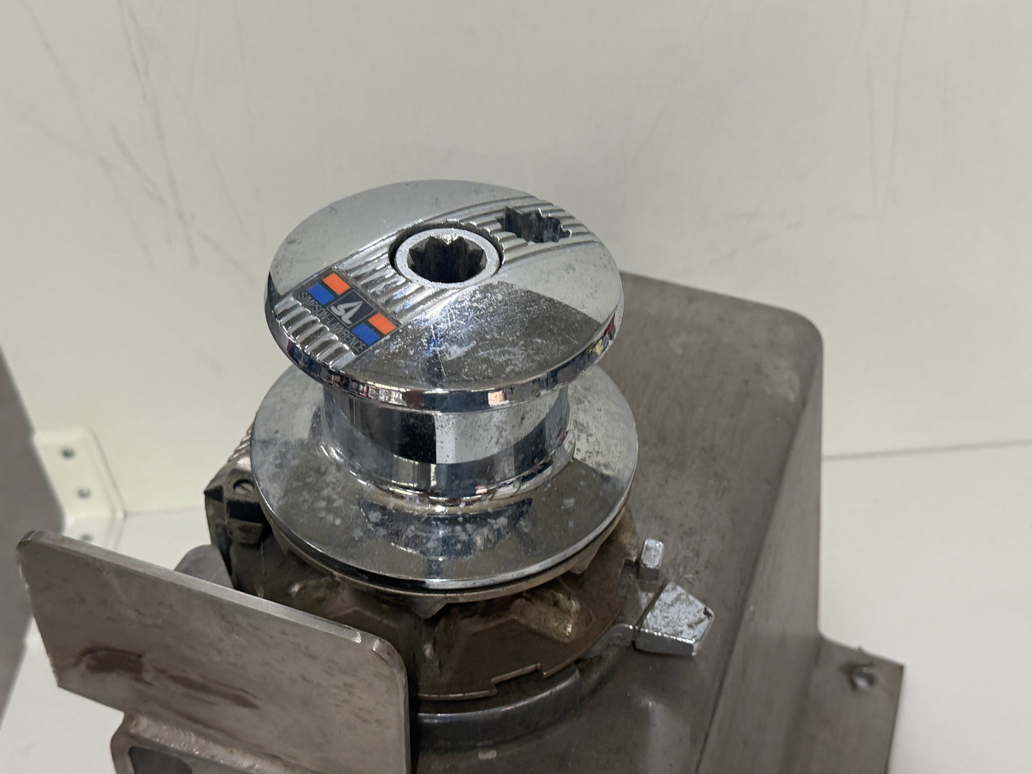 Simpson Lawrence ankerlier 8 mm op zware beugel
