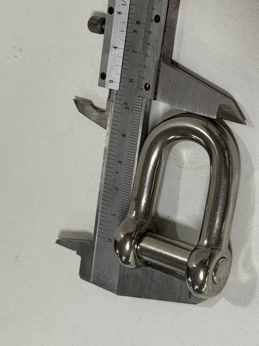 D sluiting met inbusbout 10 mm - NIEUW