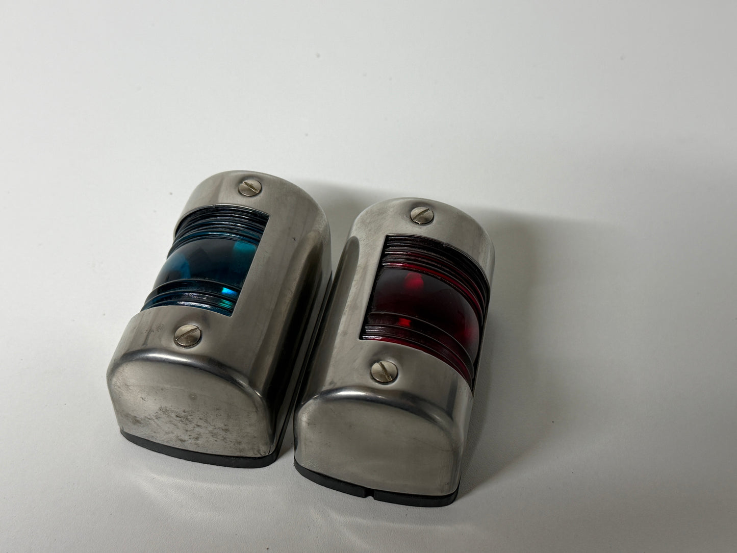 Rood en groen navigatie verlichting zonder vitting