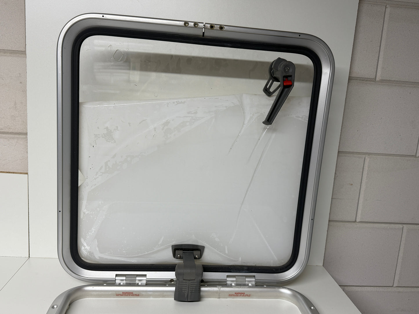 Lewmar dekluik 570 x 570 mm