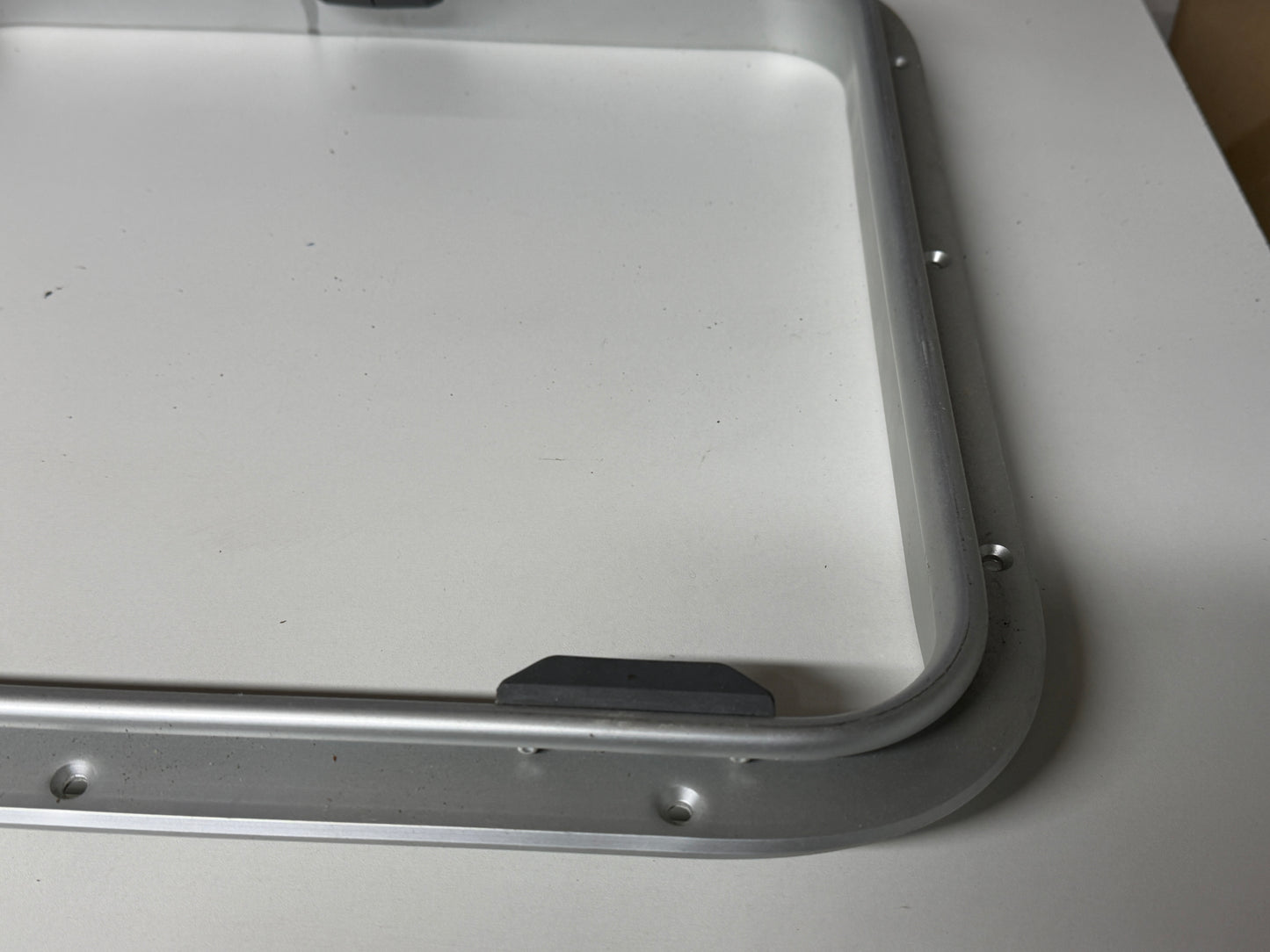 Lewmar dekluik / vluchtluik 48 x 48 cm