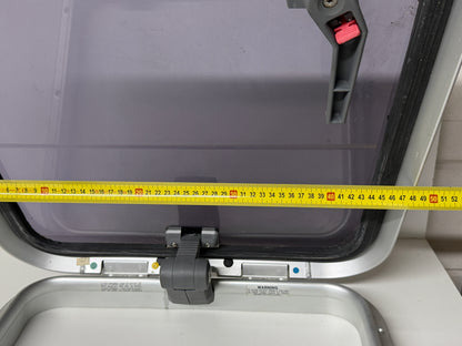 Lewmar dekluik / vluchtluik 48 x 48 cm