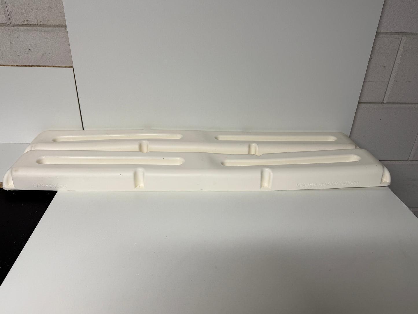 Mini Multi steiger Fender wit nieuw