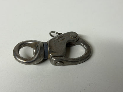 Lewmar rvs sluiting met draaibaar oog 90mm