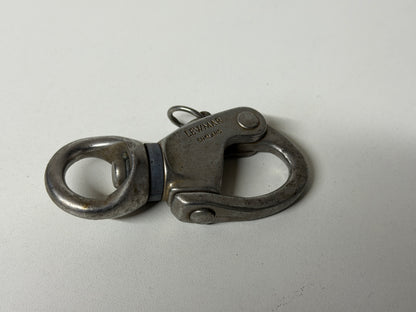 Lewmar rvs sluiting met draaibaar oog 90mm