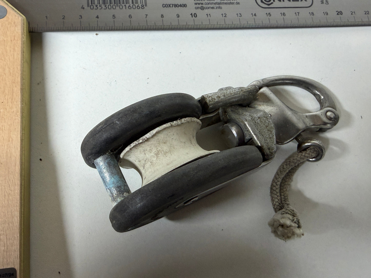 Barton klapblok 44 mm schijf met snapsluiting