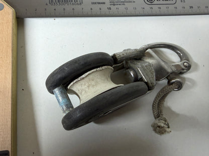 Barton klapblok 44 mm schijf met snapsluiting