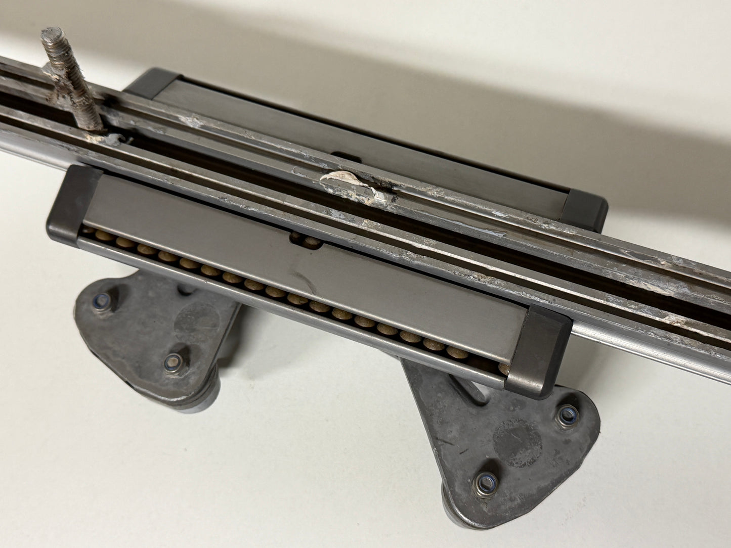Rail 154 cm met gelagerde kar