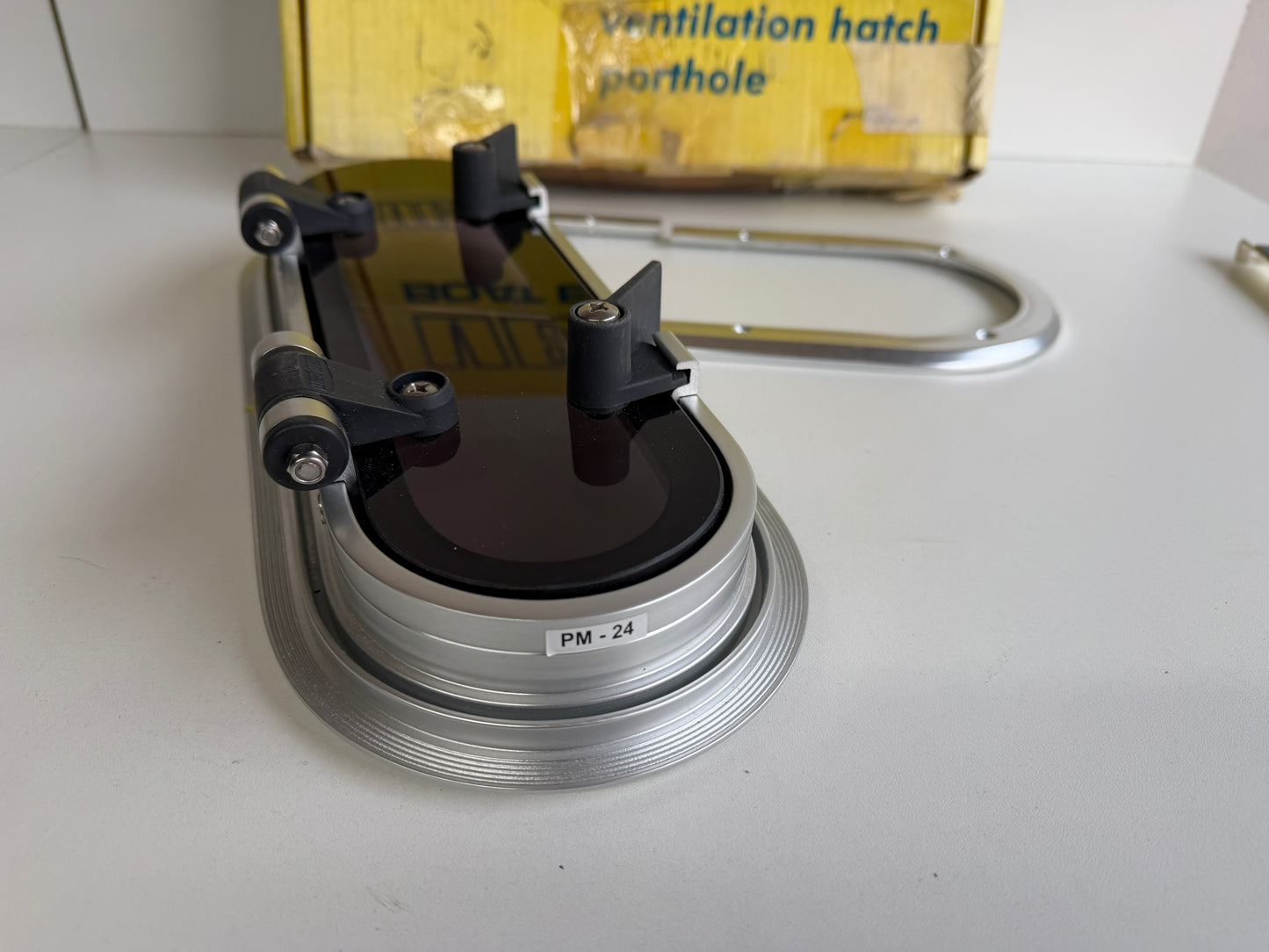 Vetus PM-24 patrijspoort 340 x 125 mm